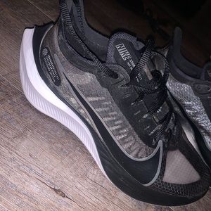 Nike zoom gravity